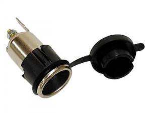 CONECTOR DE MECHERO HEMBRA METALICO PARA EMPOTRAR CON TAPA DE PLASTICO COCHE