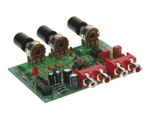 AJUSTE DEL VOLUMEN Y DEL TONO PREAMPLIFICADOR 2 x 12Vac