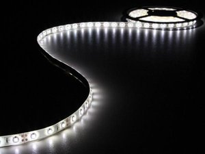 CINTA LEDs FLEXIBLE ALIMENTACION BLANCO 300 LEDs 5m 12V