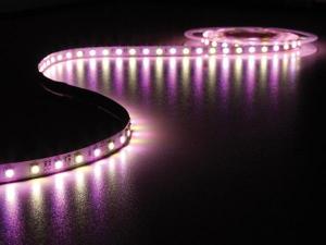 CINTA DE LEDs FLEXIBLE  COLOR RGB Y BLANCO CALIDO  53W  300 LEDs  5m  24V