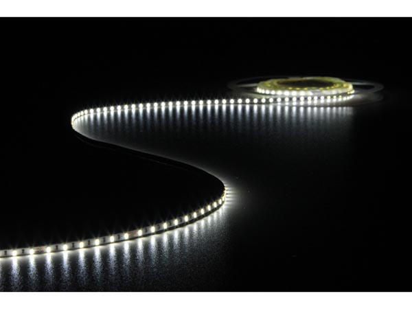 CINTA DE LEDs FLEXIBLE  COLOR BLANCO FRO 6500K  600 LEDs  5 m  24V