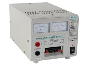 FUENTE DE ALIMENTACION PARA LABORATORIO REGULABLE 030V 25A   5V 12V ANALOGICA