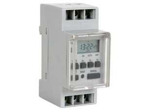 TEMPORIZADOR SEMANAL MONTAJE RAIL CARRIL DIN 220250 VAC CON PANTALLA LCD