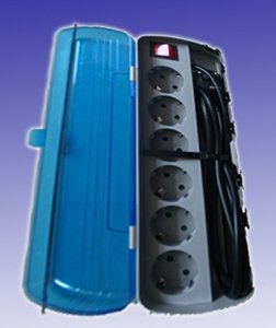 REGLETA 6 TOMAS INTERRUPTOR 15m TAPA ANTIPOLVO AZUL 