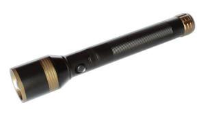POTENTE LINTERNA RECARGABLE CON LED DE 10W CON LENTE PARA ZOOM ALCANCE 500m
